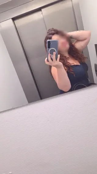 Anne, 34
