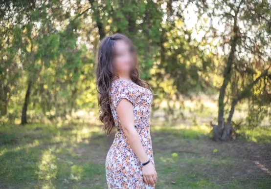 Clara, 39