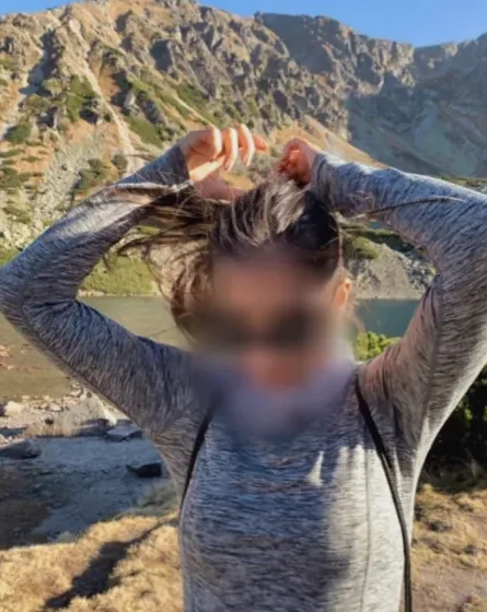Julie, 36
