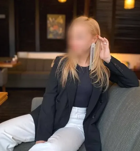 Mette, 32